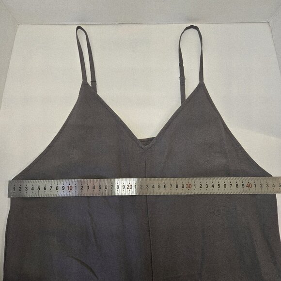 XS wide leg Uniqlo linen blend one piece jumper jumpsuit flowy relaxed casual - Picture 3 of 7